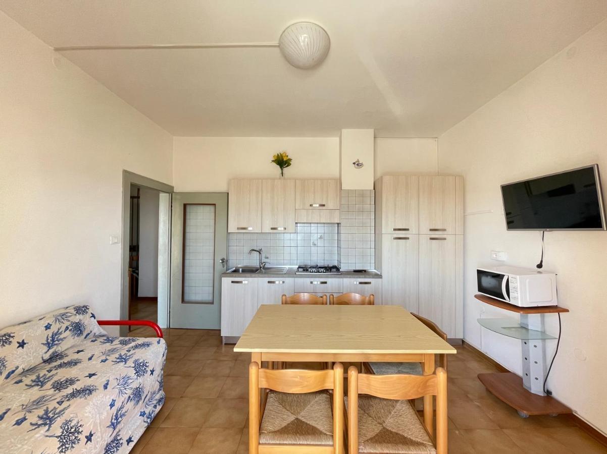 Villa Fronte Mare-Carraro Immobiliare Jesolo - Family Apartments المظهر الخارجي الصورة